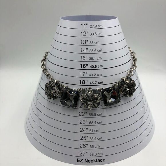 Vintage VCLM Women's Statement Necklace Fleur De Lys Rhinestones Silvertone - Picture 7 of 11